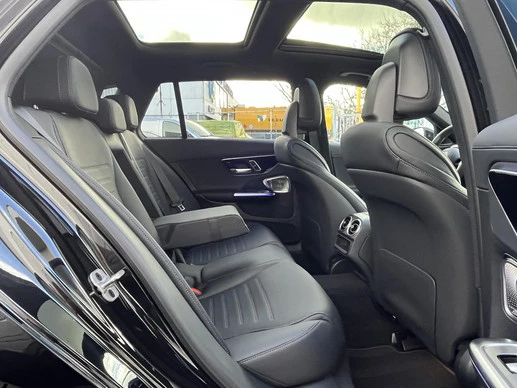 Mercedes-Benz C-Klasse - Afbeelding 13 van 30