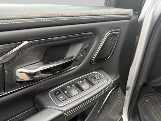 Dodge Ram 1500 - Afbeelding 14 van 30