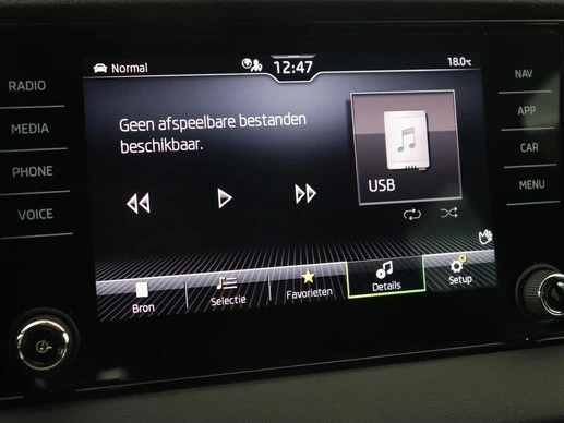 Škoda Karoq - Afbeelding 24 van 30