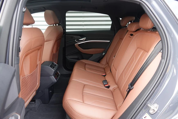 Audi Q8 Sportback e-tron - Afbeelding 10 van 30