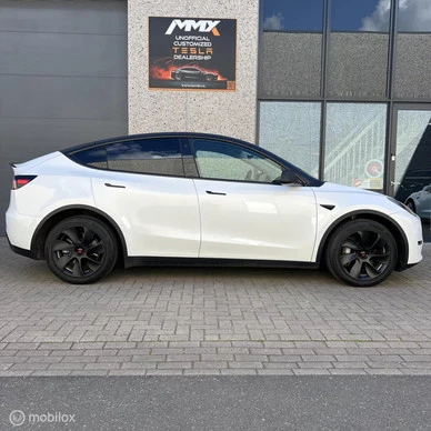 Tesla Model Y - Afbeelding 2 van 23