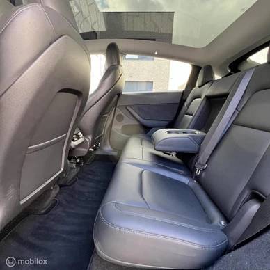 Tesla Model Y - Afbeelding 10 van 23
