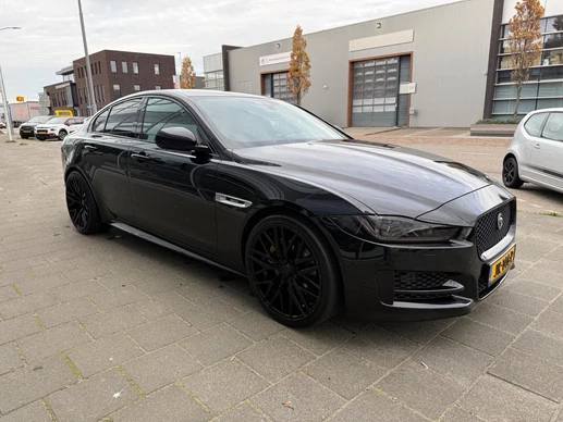 Jaguar XE - Afbeelding 3 van 18