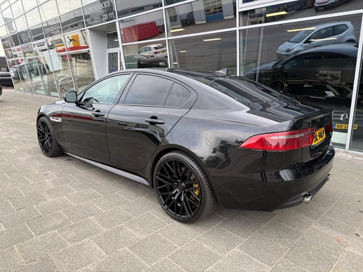 Jaguar XE - Afbeelding 7 van 18
