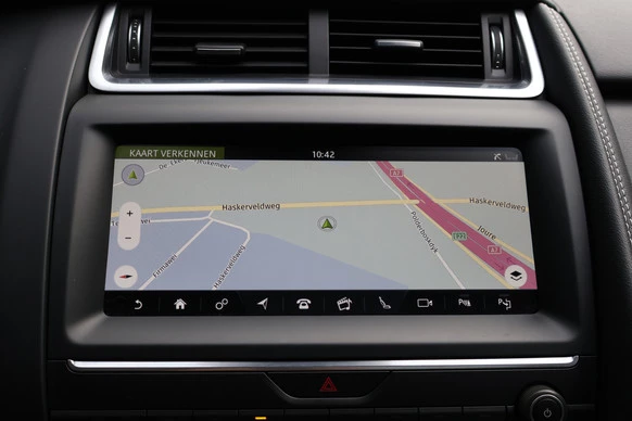 Jaguar E-PACE - Afbeelding 15 van 27