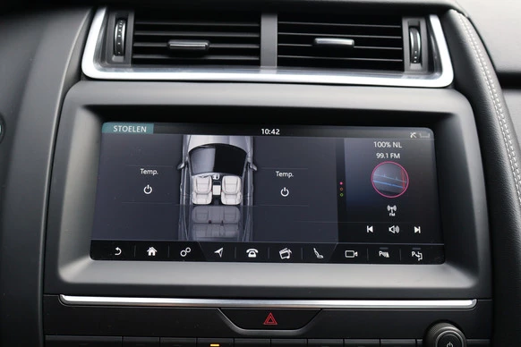Jaguar E-PACE - Afbeelding 16 van 27
