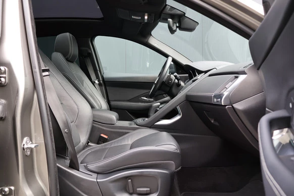 Jaguar E-PACE - Afbeelding 22 van 27