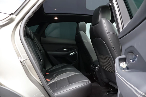 Jaguar E-PACE - Afbeelding 24 van 27