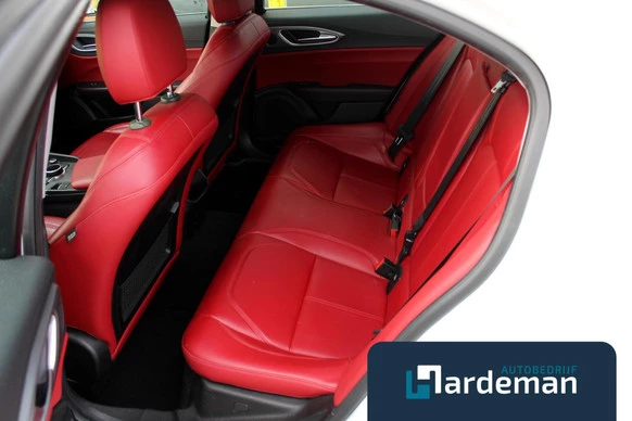 Alfa Romeo Giulia - Afbeelding 8 van 26