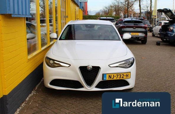 Alfa Romeo Giulia - Afbeelding 23 van 26
