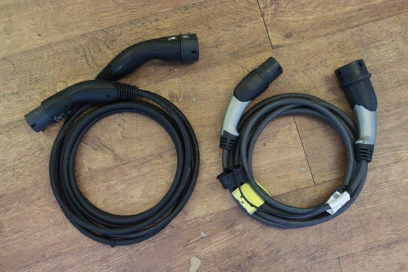 Land Rover Defender - Afbeelding 15 van 21