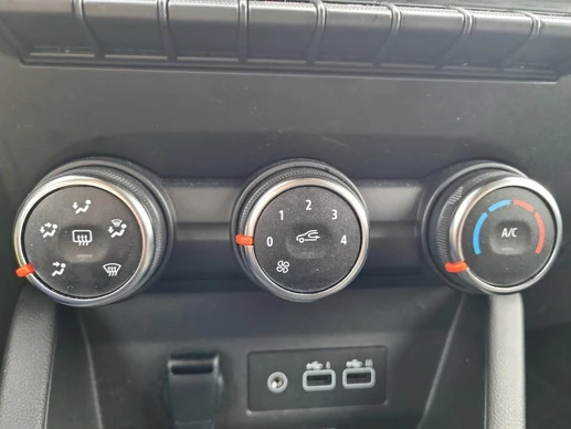 Renault Clio - Afbeelding 16 van 26