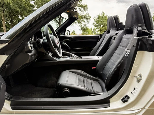 Fiat 124 Spider - Afbeelding 4 van 30