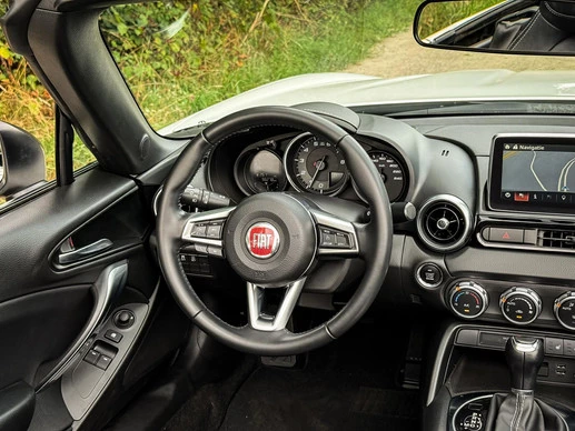 Fiat 124 Spider - Afbeelding 10 van 30