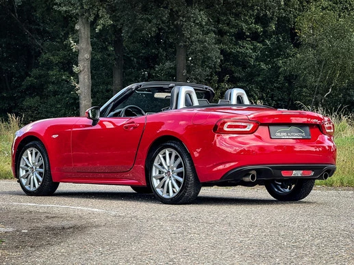 Fiat 124 Spider - Afbeelding 2 van 29