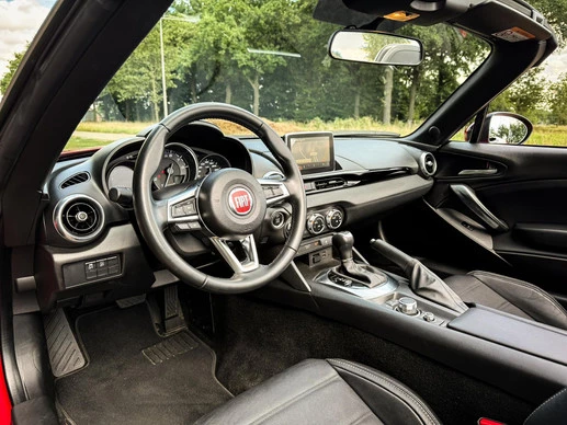 Fiat 124 Spider - Afbeelding 11 van 29