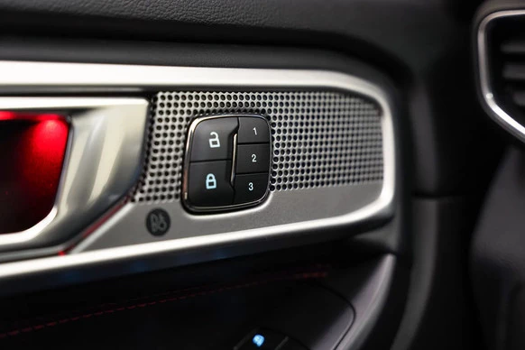 Ford Explorer - Afbeelding 14 van 30