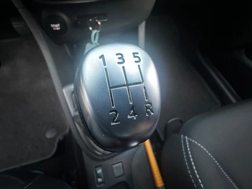 Renault Clio - Afbeelding 25 van 28