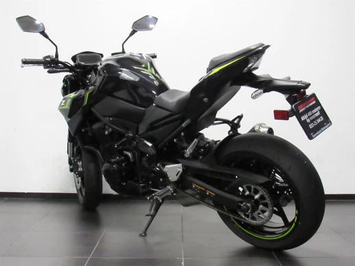 Kawasaki Z900 - Afbeelding 5 van 7