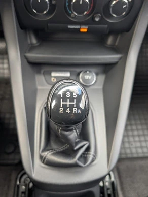 Ford Ka - Afbeelding 17 van 30