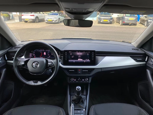 Škoda Kamiq - Afbeelding 16 van 30