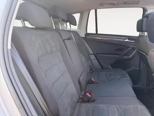 Volkswagen Tiguan - Afbeelding 21 van 24