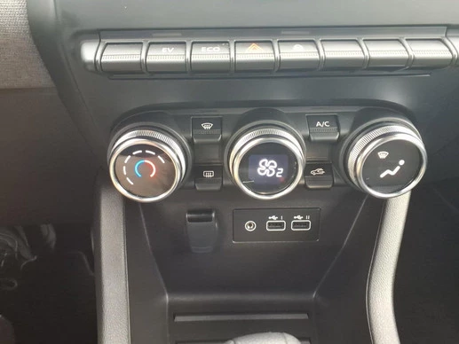 Renault Clio - Afbeelding 24 van 27