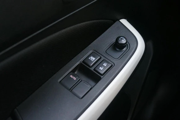 Suzuki Swift - Afbeelding 24 van 30