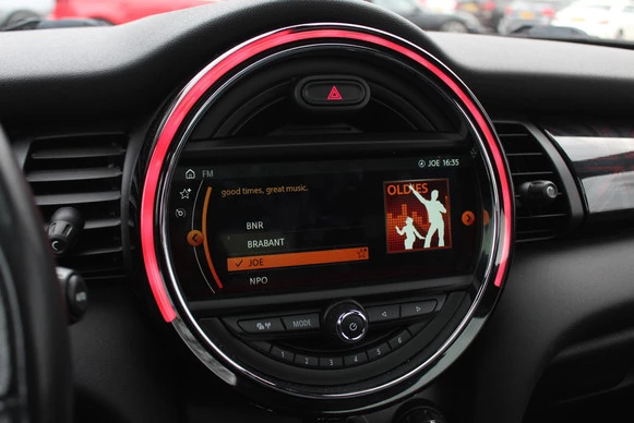 MINI Cooper Cabrio - Afbeelding 19 van 30