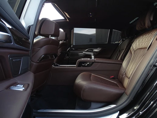 BMW 7 Serie - Afbeelding 17 van 30