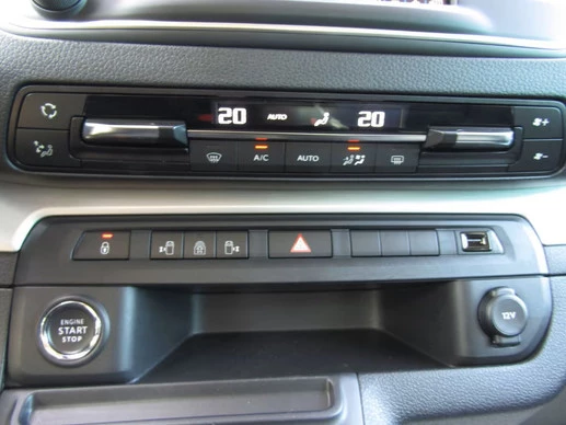 Peugeot e-Traveller - Afbeelding 7 van 15