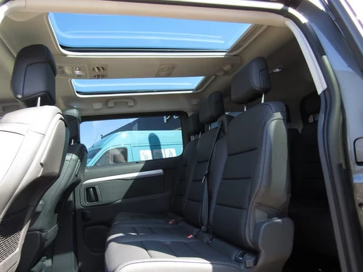 Peugeot e-Traveller - Afbeelding 12 van 15
