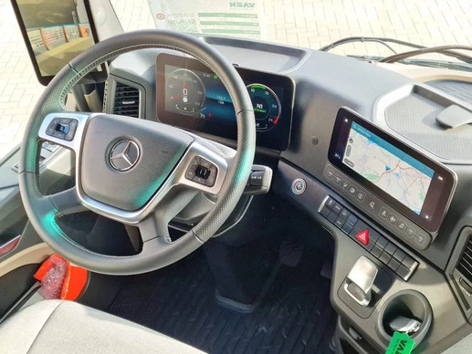 Mercedes-Benz Actros - Afbeelding 21 van 30
