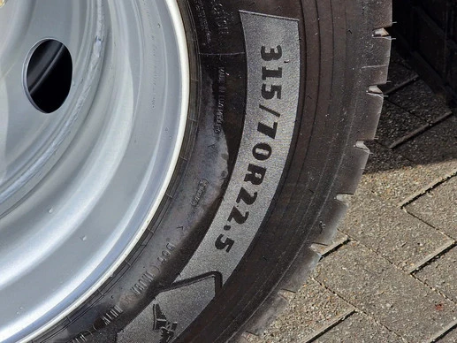 Mercedes-Benz Actros - Afbeelding 28 van 30