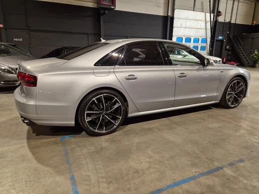 Audi S8 - Afbeelding 3 van 22