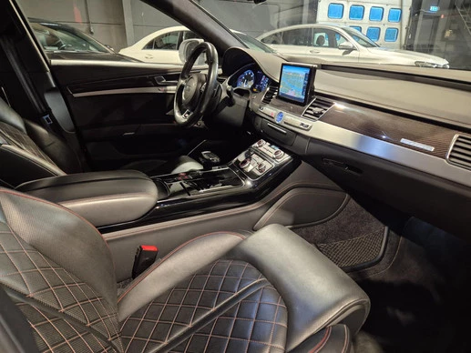 Audi S8 - Afbeelding 9 van 22