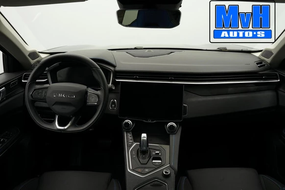 Lynk & Co 01 - Afbeelding 2 van 30