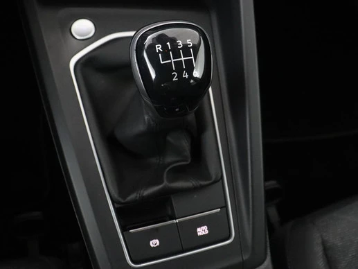 Volkswagen Golf - Afbeelding 19 van 30