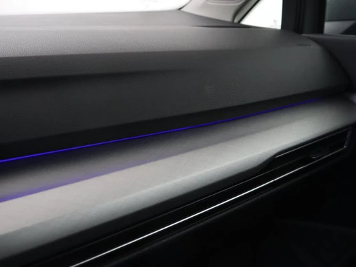 Volkswagen Golf - Afbeelding 24 van 30