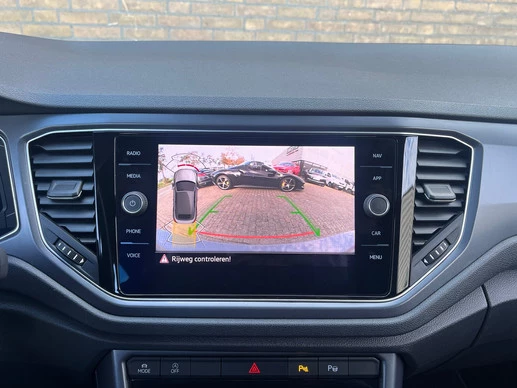 Volkswagen T-Roc - Afbeelding 20 van 30