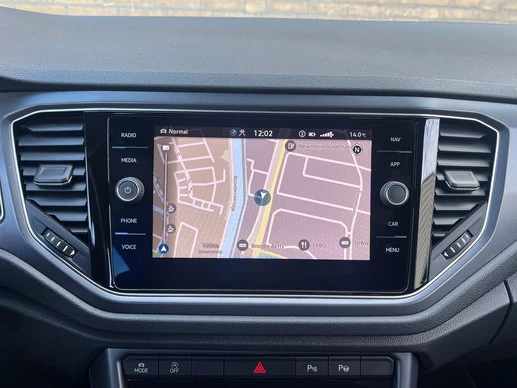 Volkswagen T-Roc - Afbeelding 29 van 30