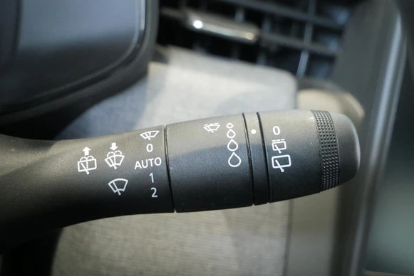 Renault Clio - Afbeelding 22 van 30