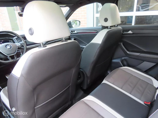 Volkswagen T-Roc - Afbeelding 10 van 30