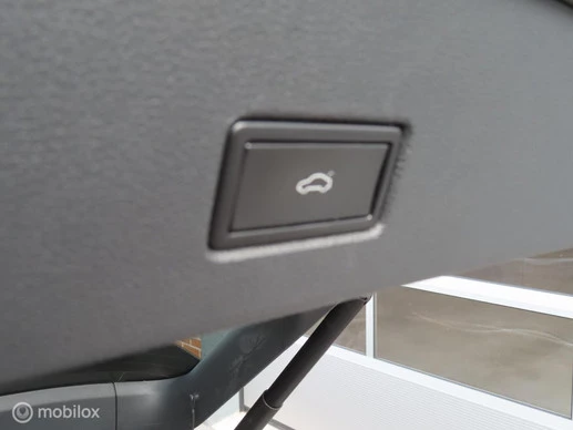 Volkswagen T-Roc - Afbeelding 18 van 30