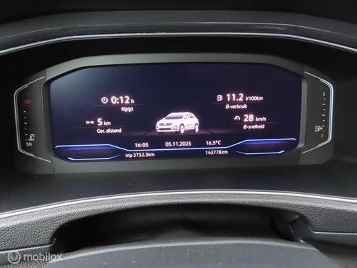 Volkswagen T-Roc - Afbeelding 23 van 30