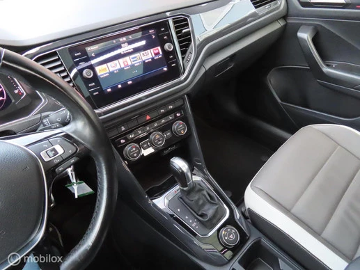 Volkswagen T-Roc - Afbeelding 24 van 30