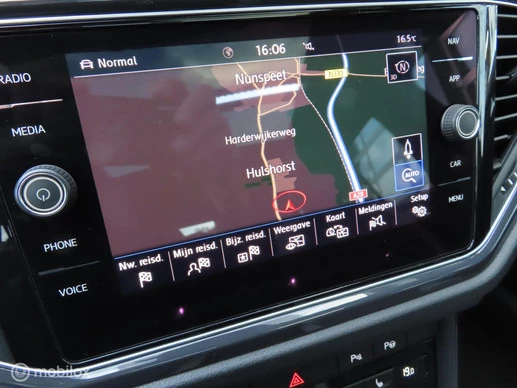 Volkswagen T-Roc - Afbeelding 26 van 30