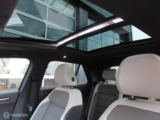 Volkswagen T-Roc - Afbeelding 29 van 30