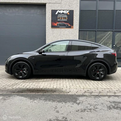 Tesla Model Y - Afbeelding 6 van 23