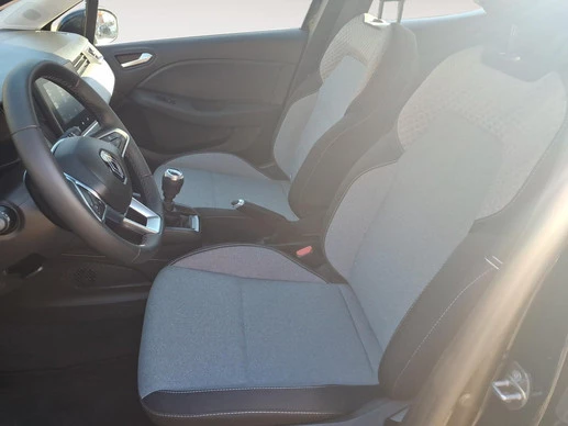 Renault Clio - Afbeelding 13 van 28